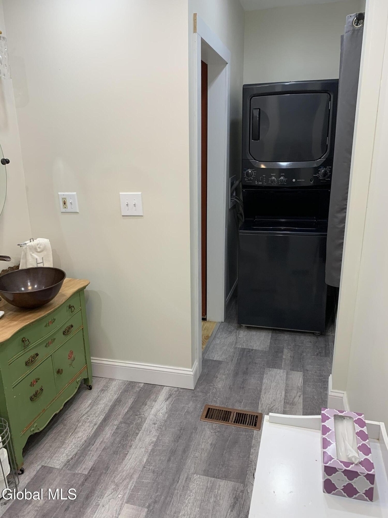 218 Washington Street - Photo 9