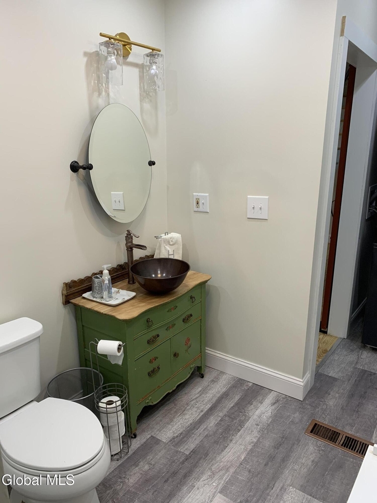 218 Washington Street - Photo 8
