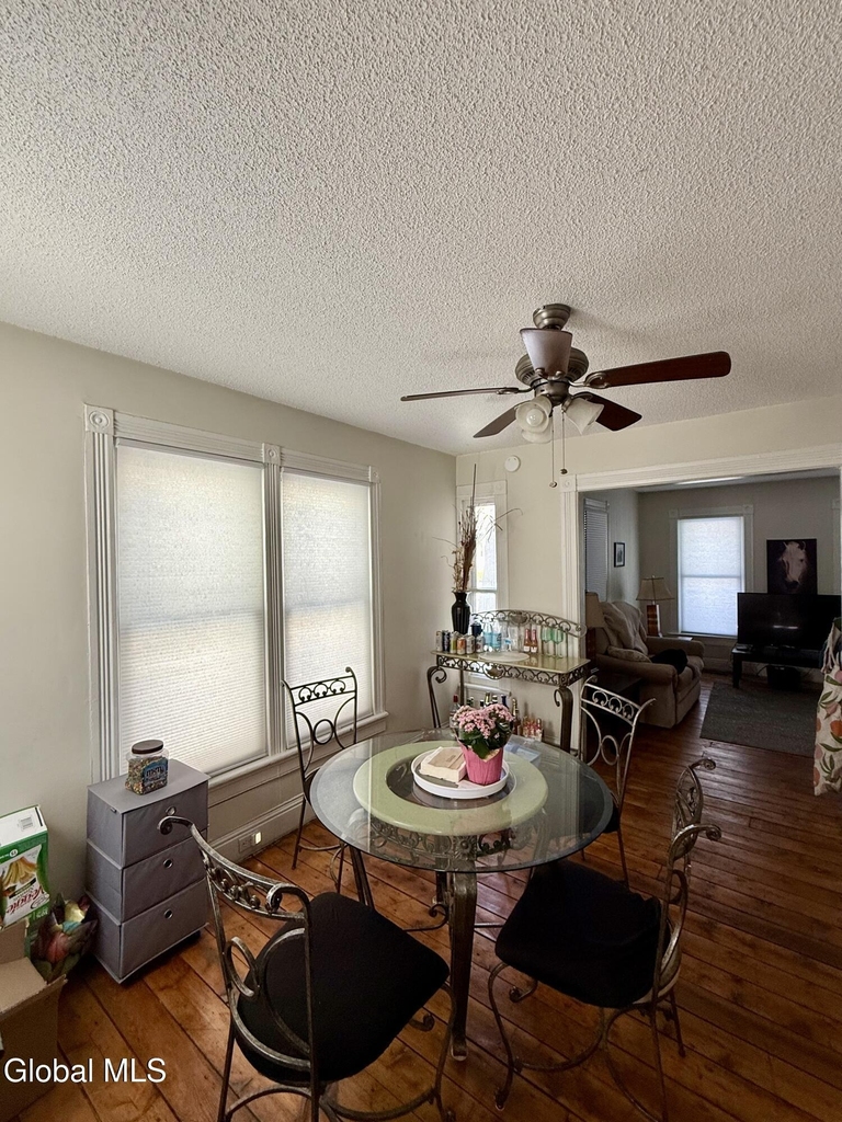 120 Van Dam Street - Photo 4