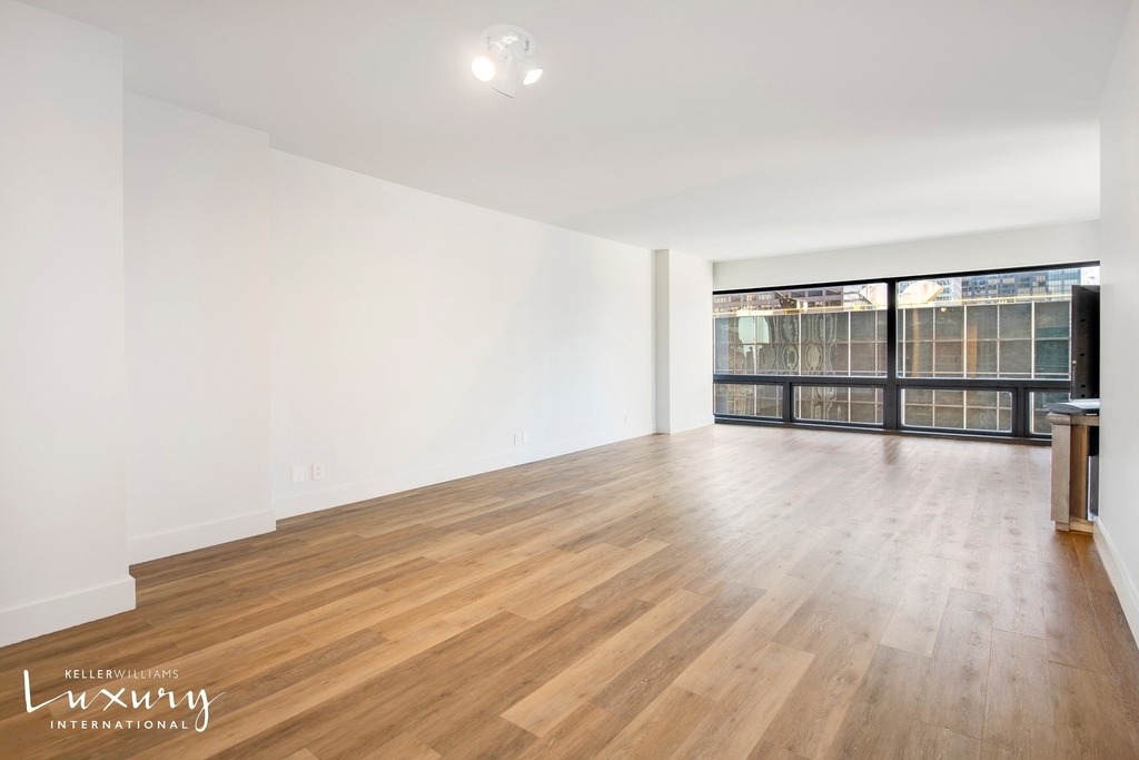 721 Fifth Avenue - Photo 1