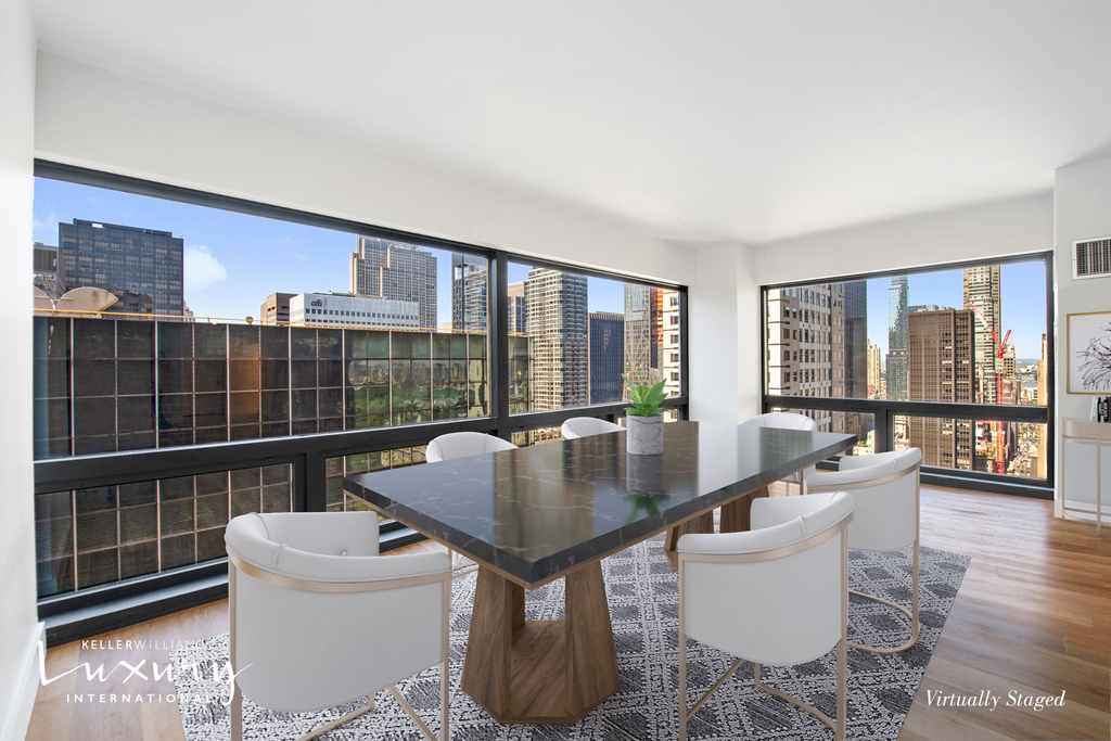 721 Fifth Avenue - Photo 2
