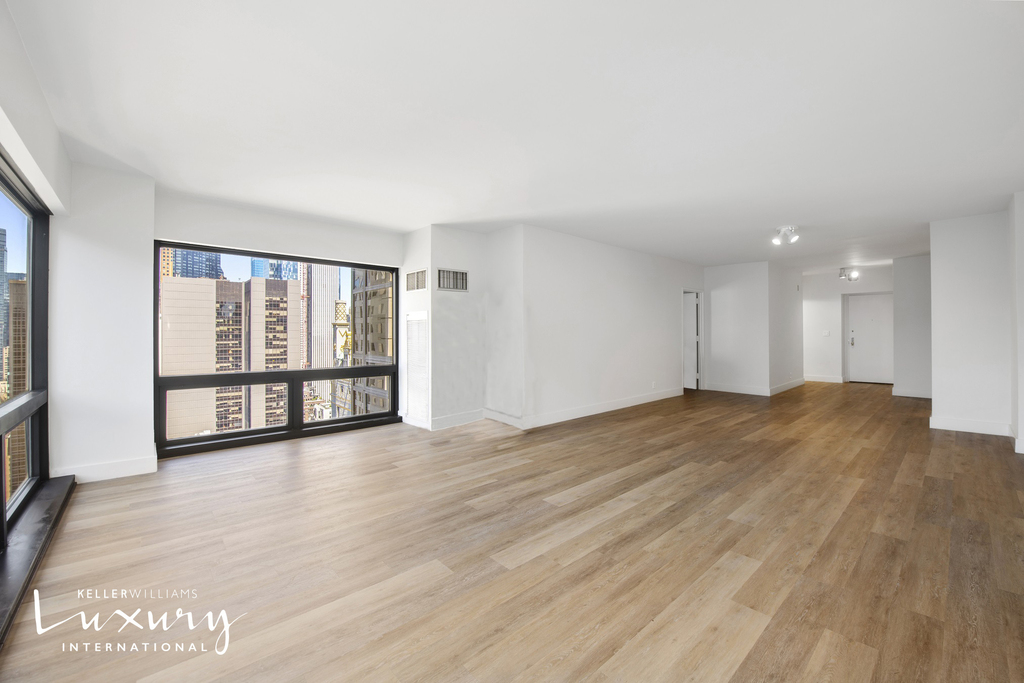721 Fifth Avenue - Photo 5