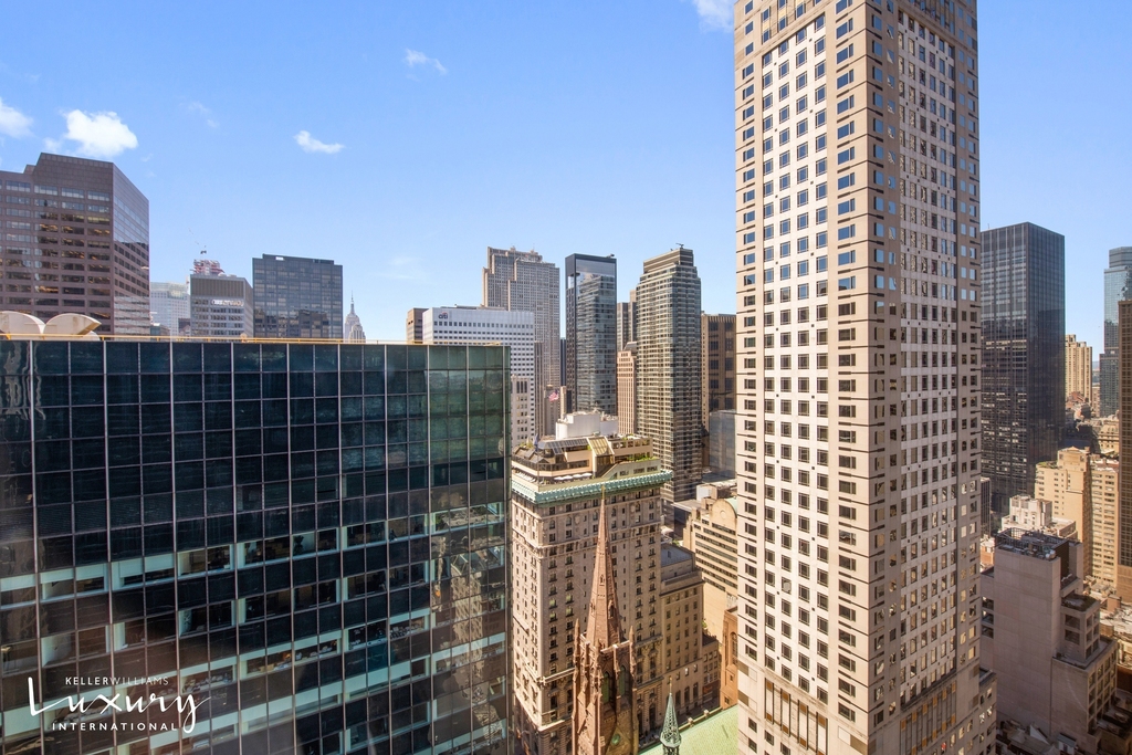 721 Fifth Avenue - Photo 10