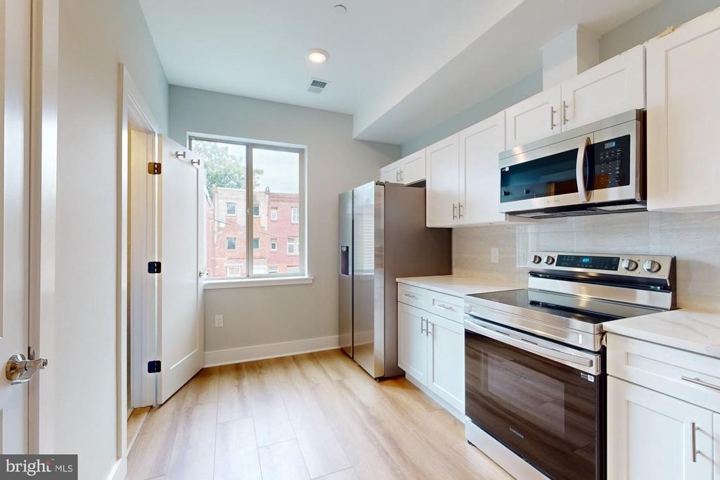 2640 N Jessup Street - Photo 2