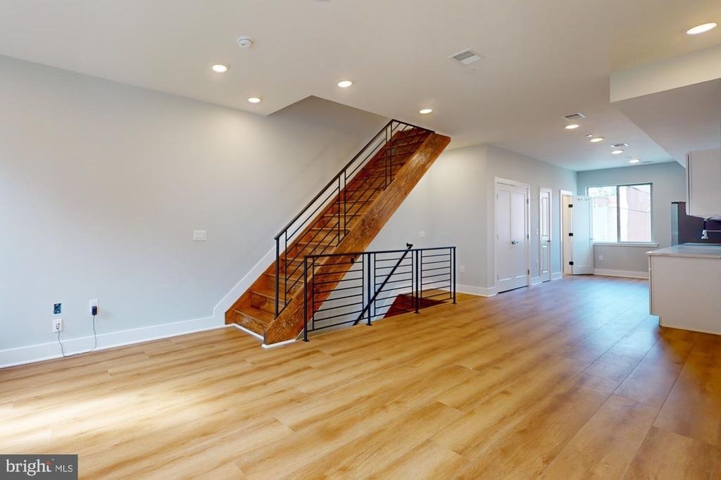 2640 N Jessup Street - Photo 6