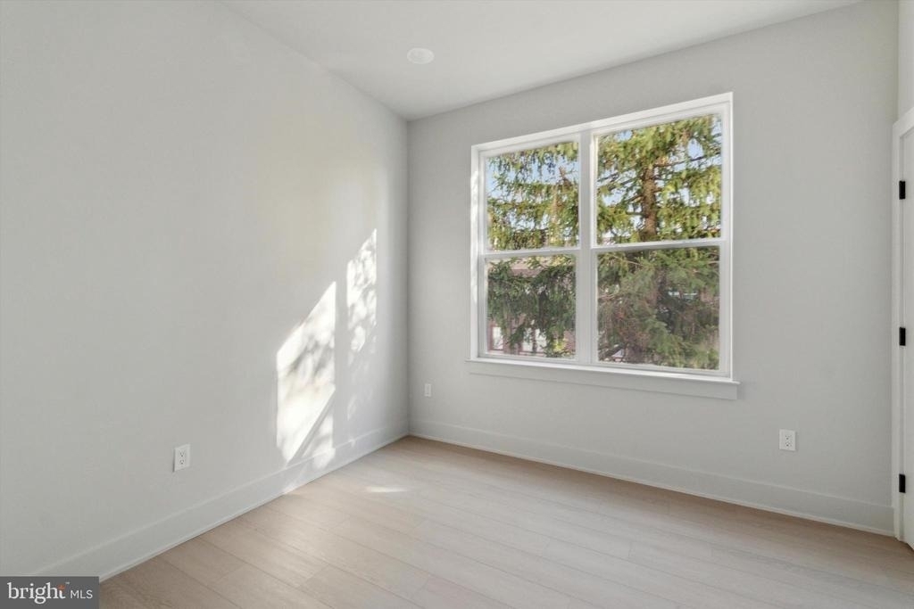 5521 Wayne Avenue - Photo 15