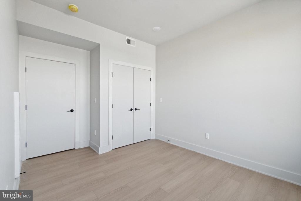 5521 Wayne Avenue - Photo 11