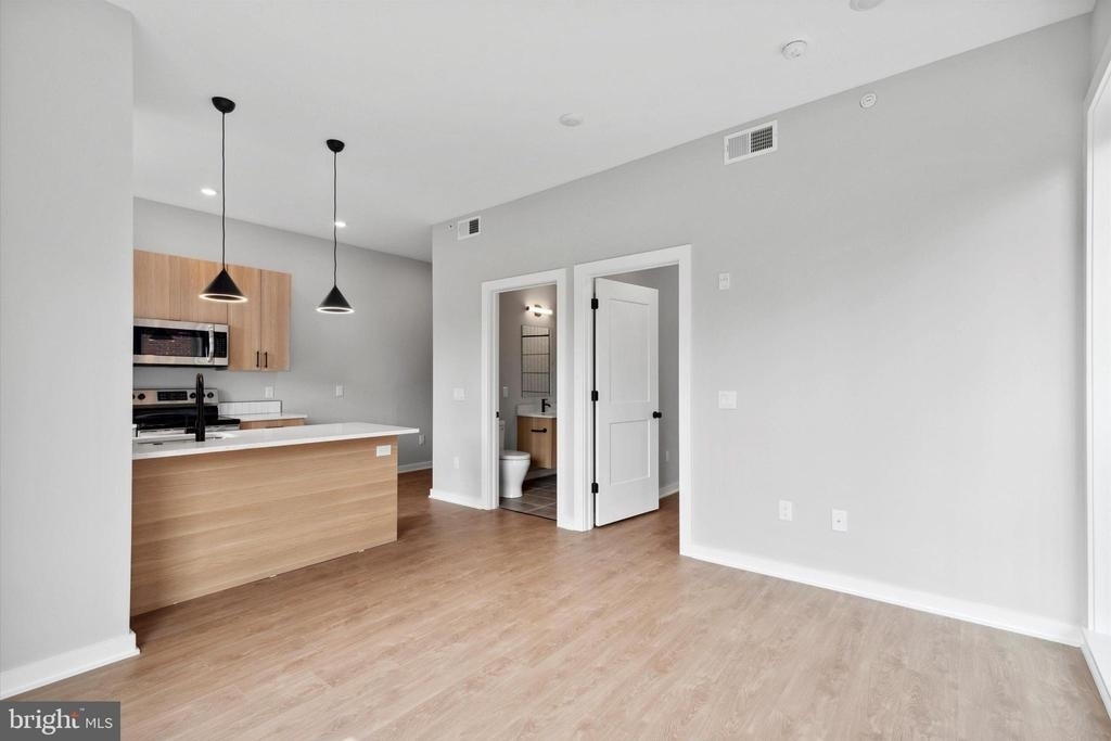 308 W Chelten Avenue - Photo 3