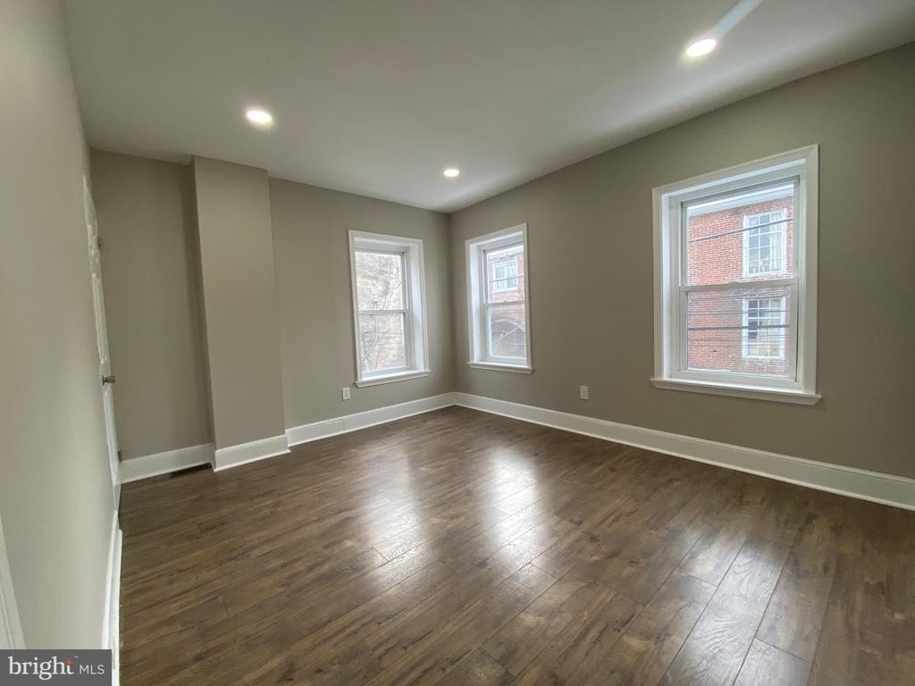 220 Pearl Street - Photo 13