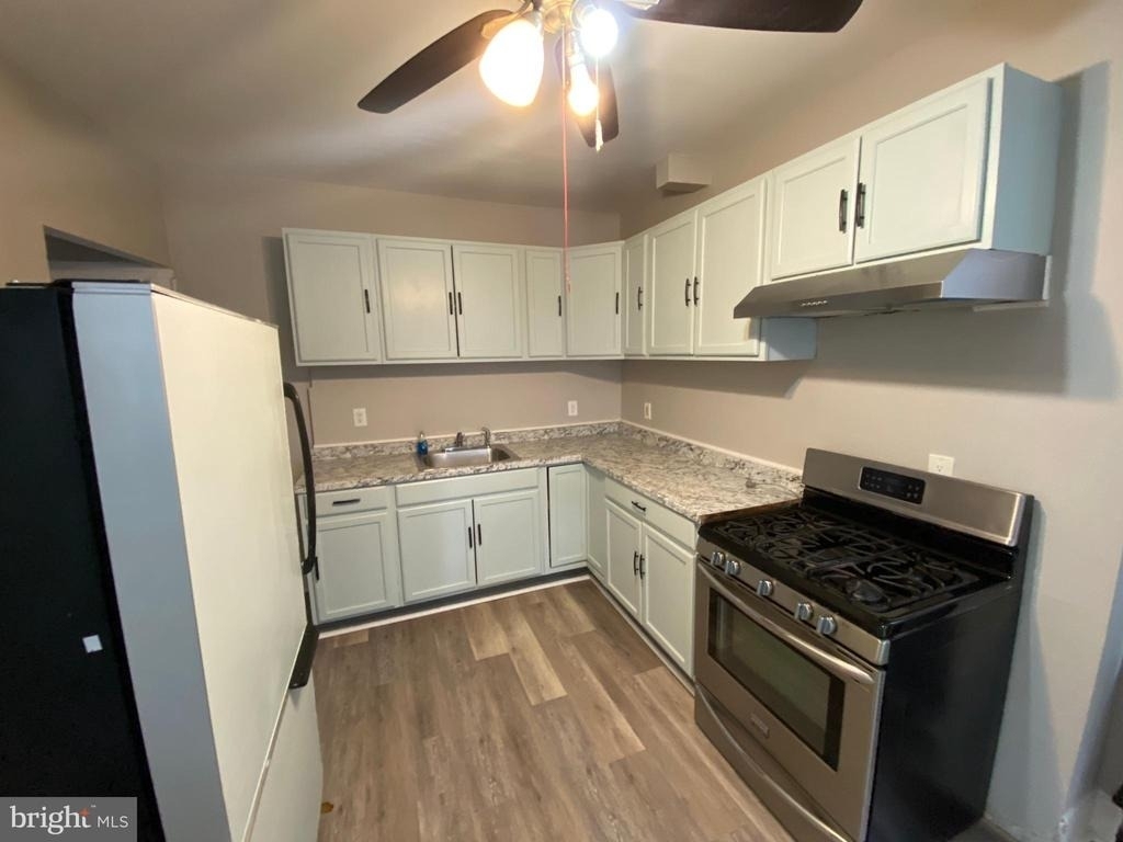 220 Pearl Street - Photo 6