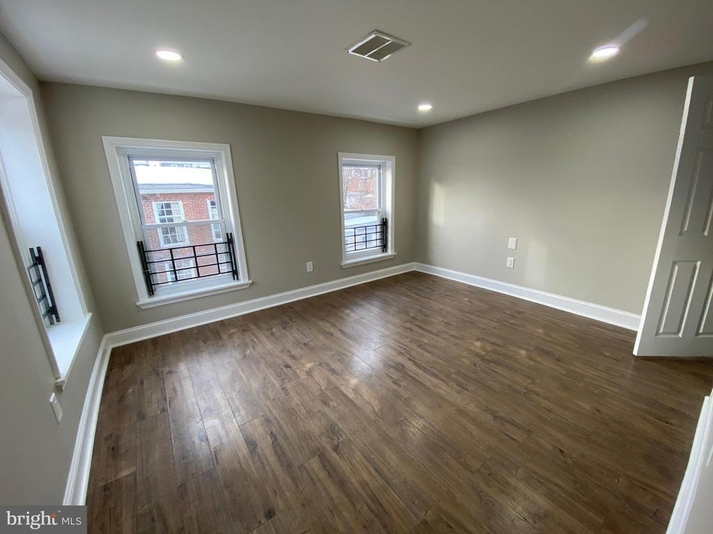 220 Pearl Street - Photo 16