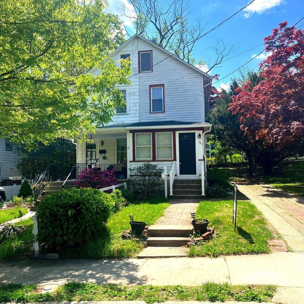 220 Lakeview Avenue - Photo 9