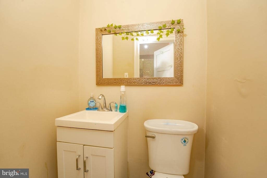 3809 Ventnor Avenue - Photo 12