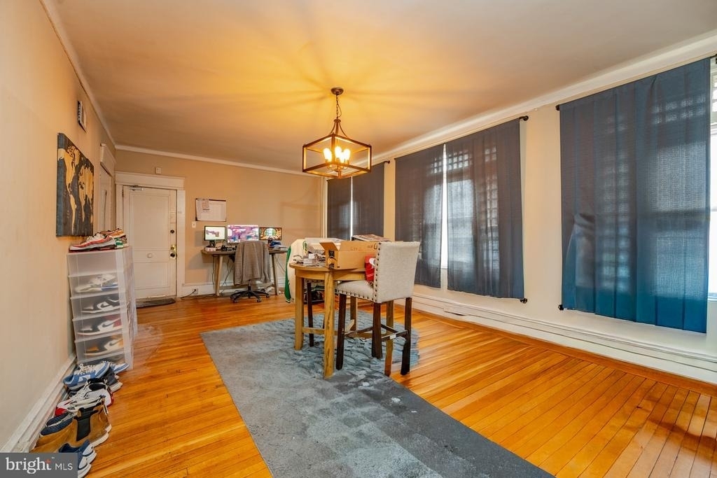 3809 Ventnor Avenue - Photo 3