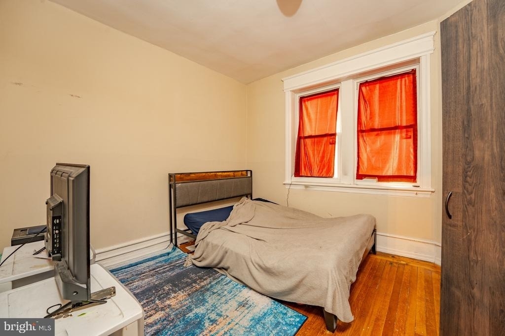 3809 Ventnor Avenue - Photo 13