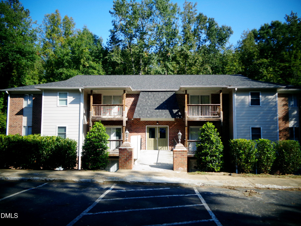 203 E Ransom Street - Photo 0