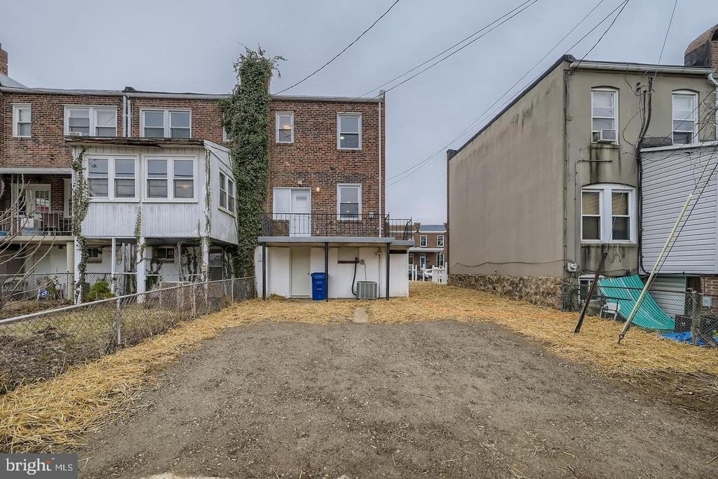 4429 Newport Avenue - Photo 29