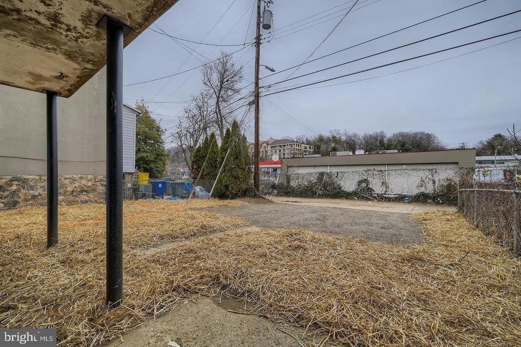 4429 Newport Avenue - Photo 28