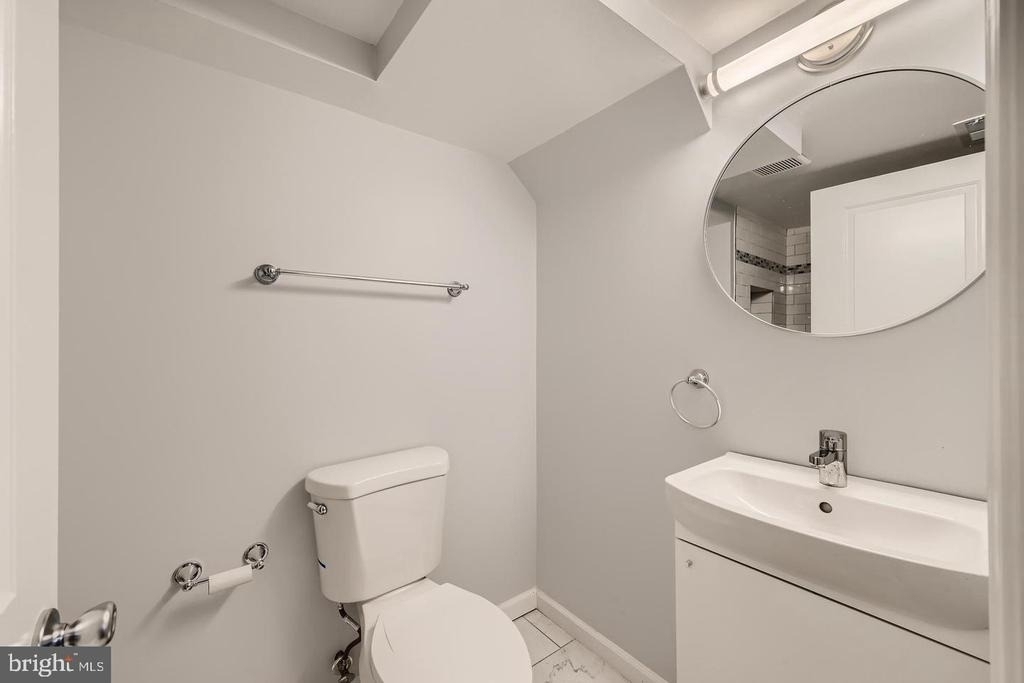 4429 Newport Avenue - Photo 24