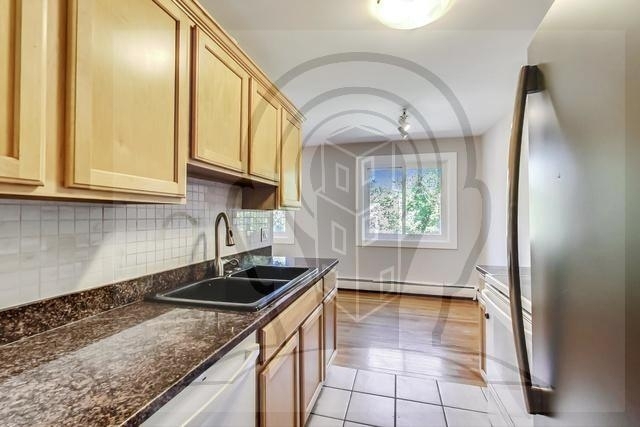 822 Seward Street - Photo 9