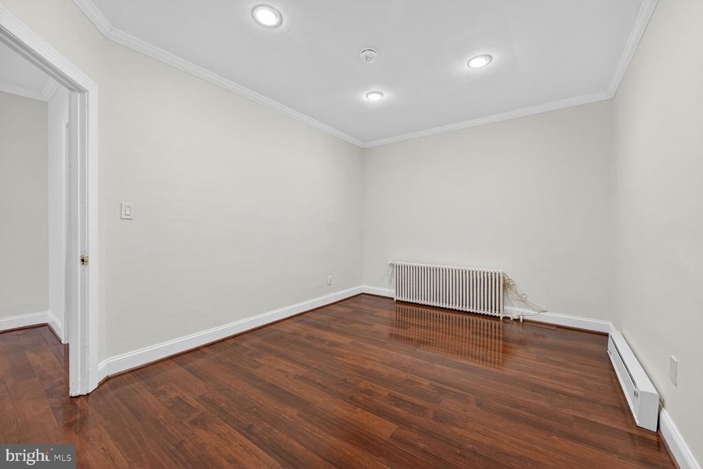 1618 18th Street Se - Photo 13