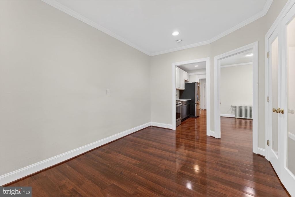 1618 18th Street Se - Photo 8