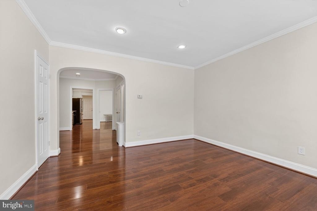 1618 18th Street Se - Photo 7