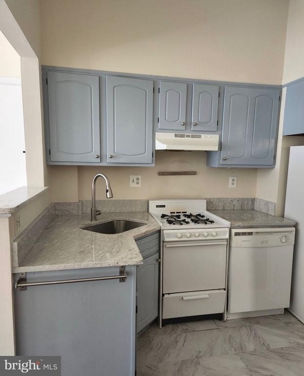 2121 N Street Nw - Photo 1