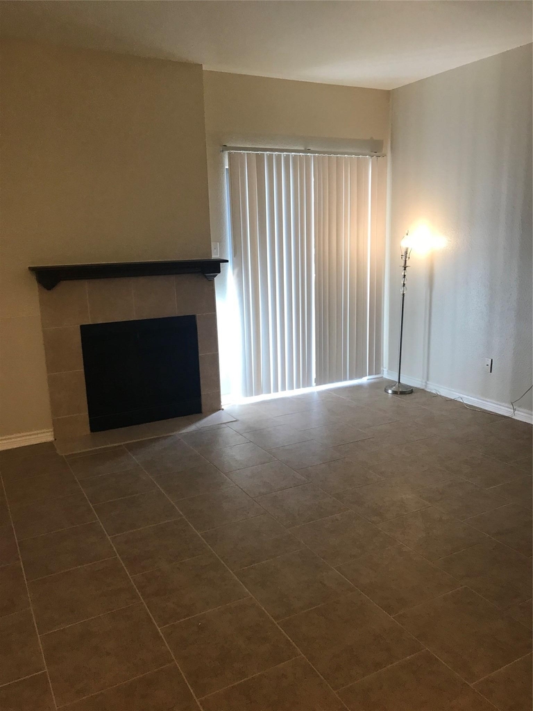 12166 Metric Blvd - Photo 7