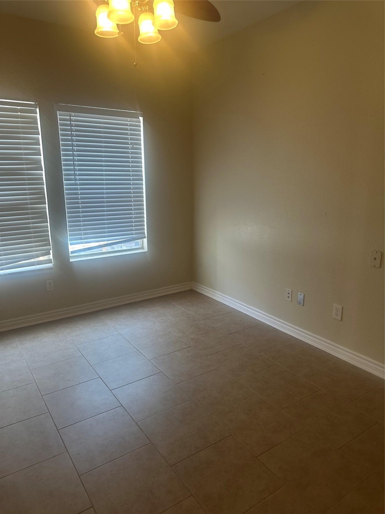 12166 Metric Blvd - Photo 12