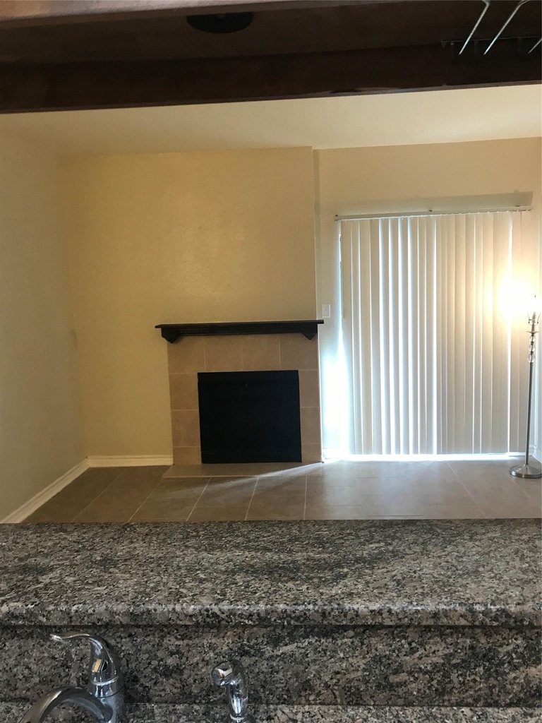 12166 Metric Blvd - Photo 3