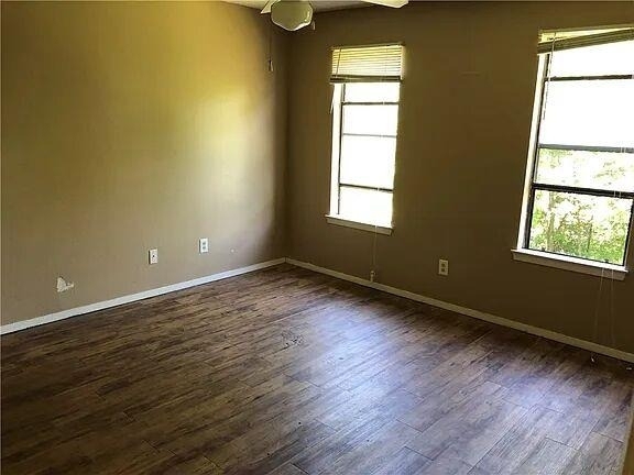 2011 West Loop - Photo 3