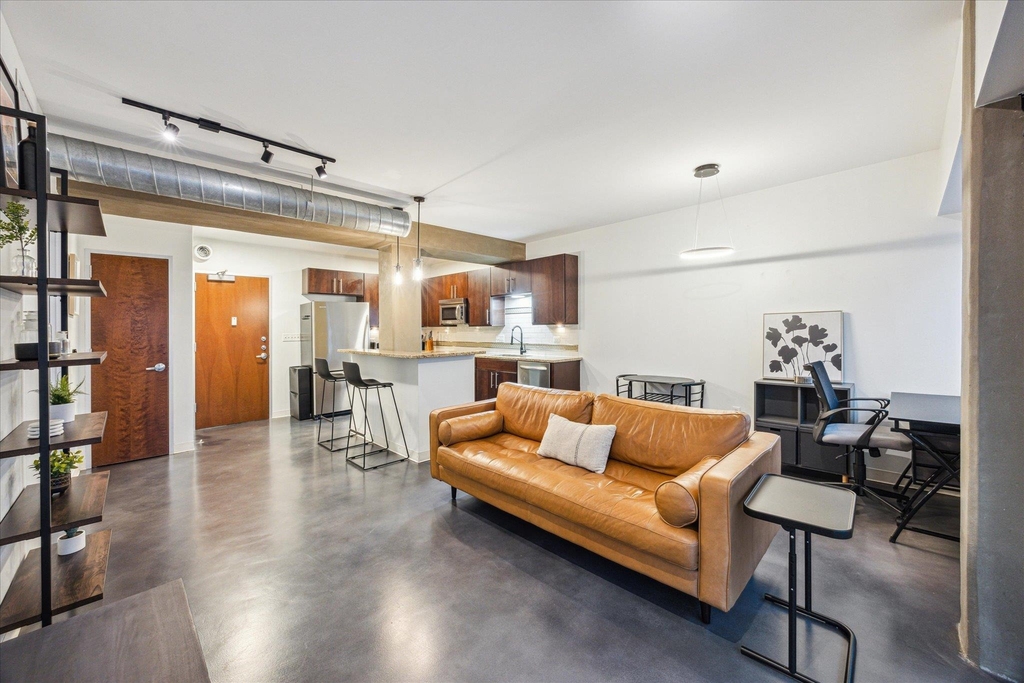 800 Brazos St - Photo 6