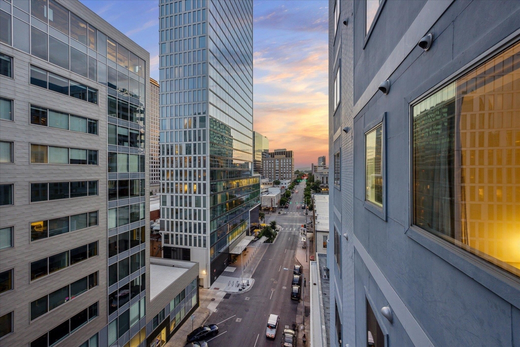 800 Brazos St - Photo 10