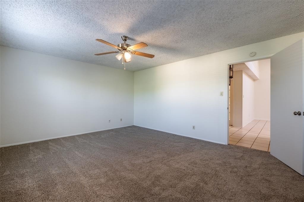 3506 Speedway - Photo 12