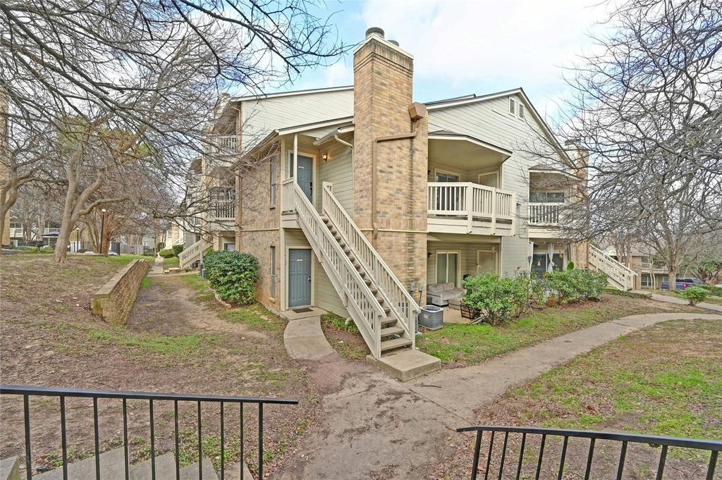 2450 Wickersham Ln - Photo 0