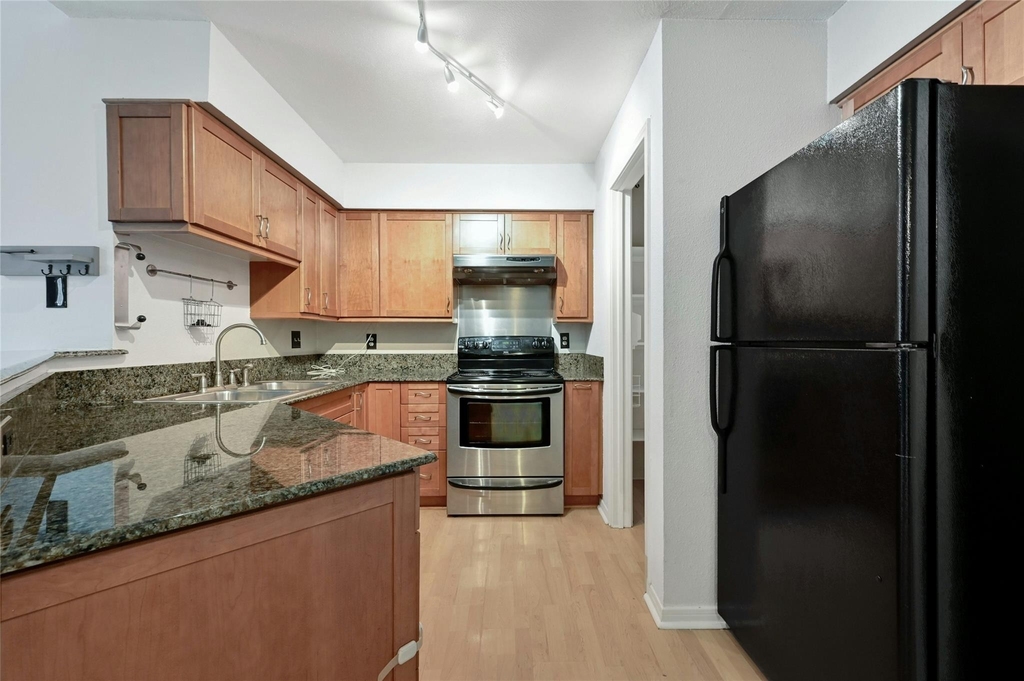2450 Wickersham Ln - Photo 9