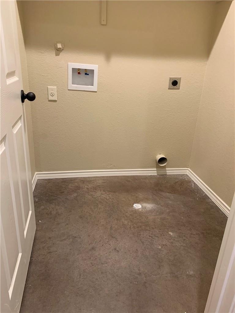 379 Joanne Loop - Photo 33