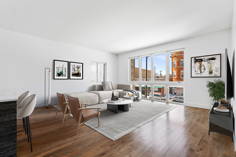 3655 S Indiana Avenue - Photo 1