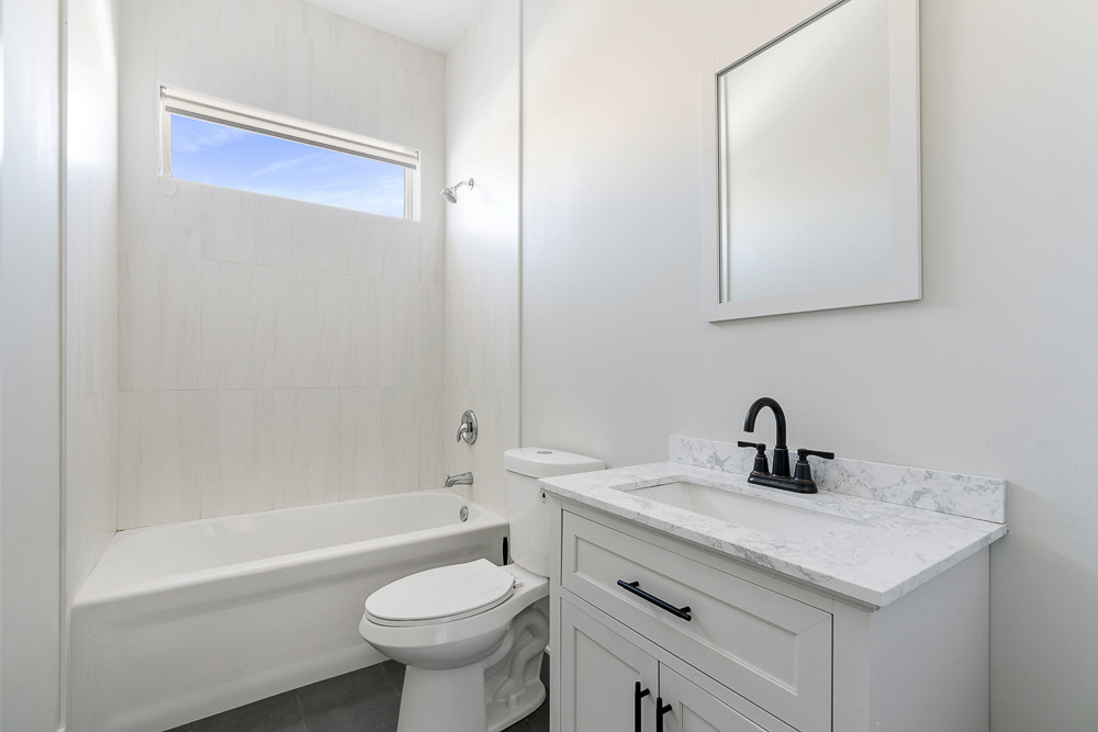 3655 S Indiana Avenue - Photo 11