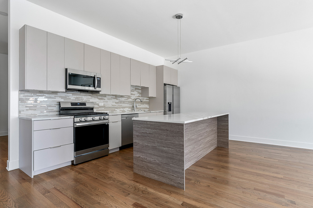 3655 S Indiana Avenue - Photo 6