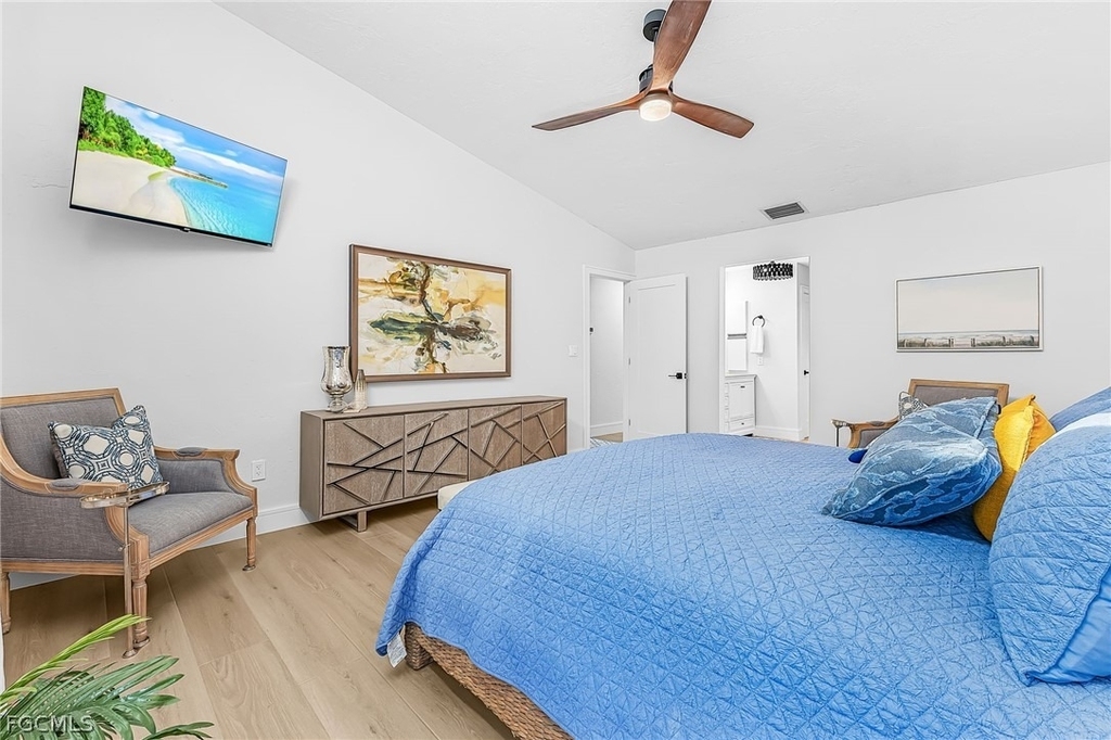 663 110th Avenue N - Photo 11