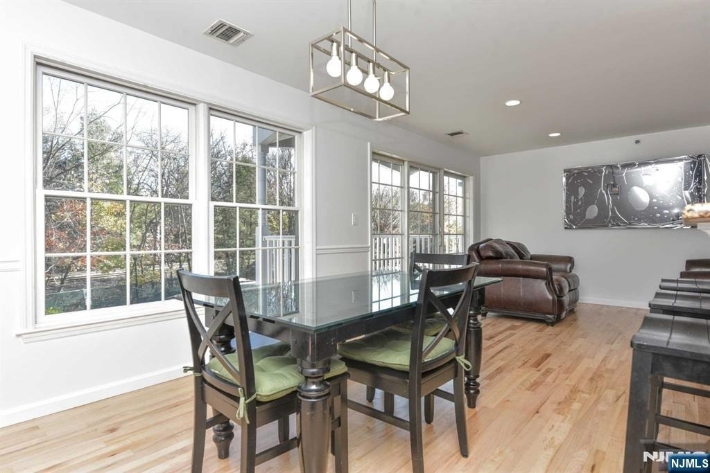 203 Central Park - Photo 6