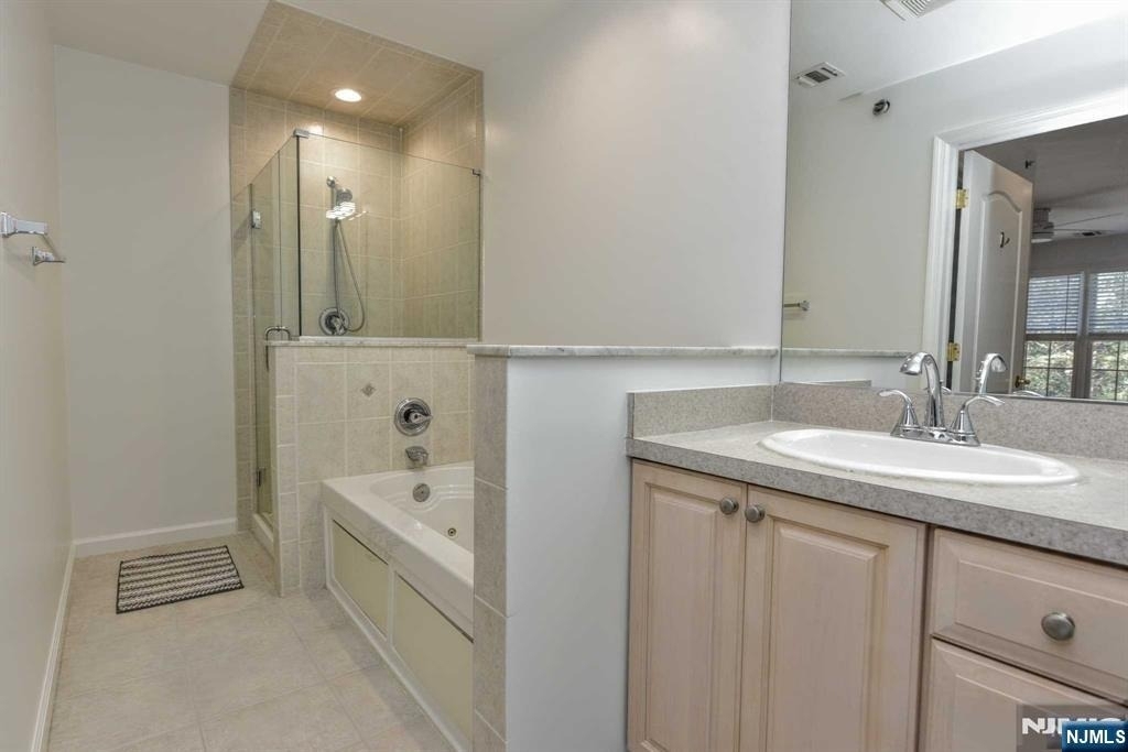 203 Central Park - Photo 16