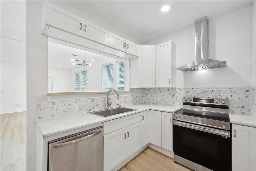 2272 Pierce Street - Photo 1