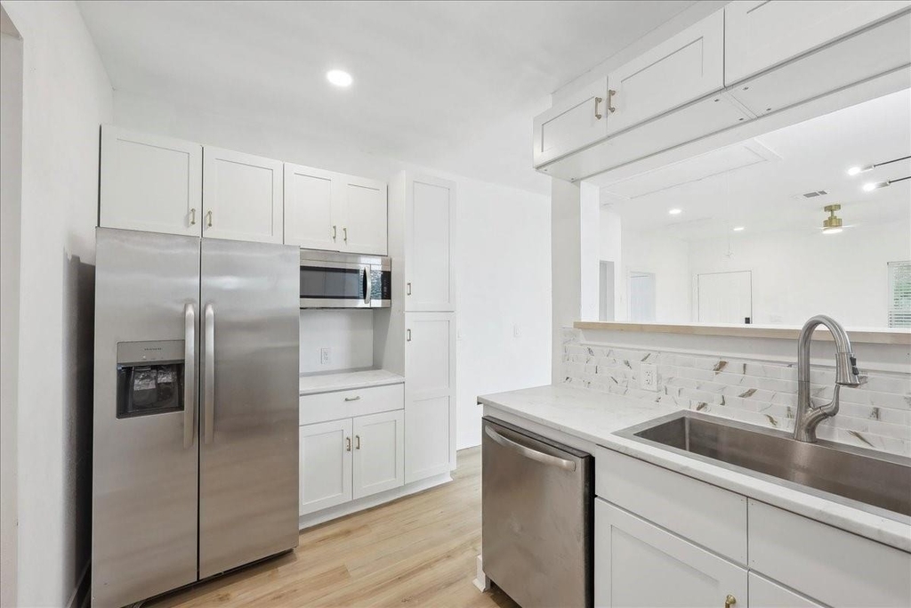 2272 Pierce Street - Photo 2
