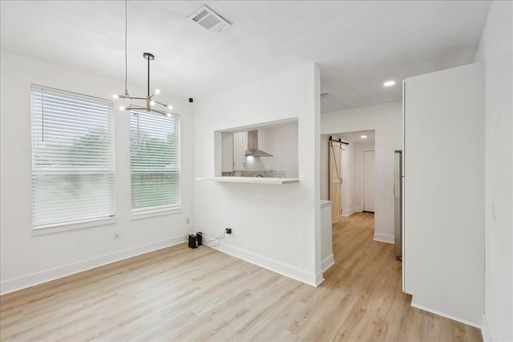 2272 Pierce Street - Photo 3