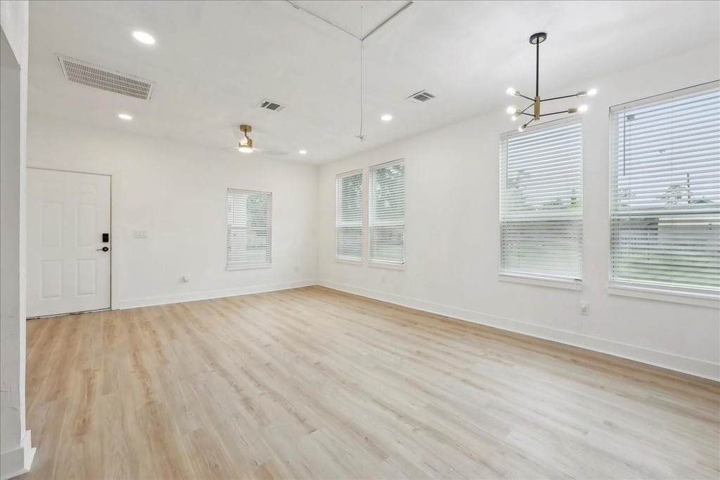 2272 Pierce Street - Photo 5