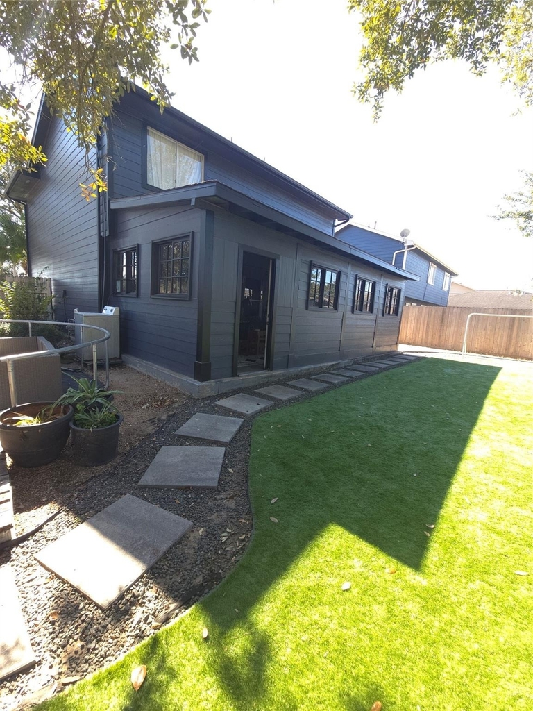 6402 Frosty Brook Drive - Photo 5