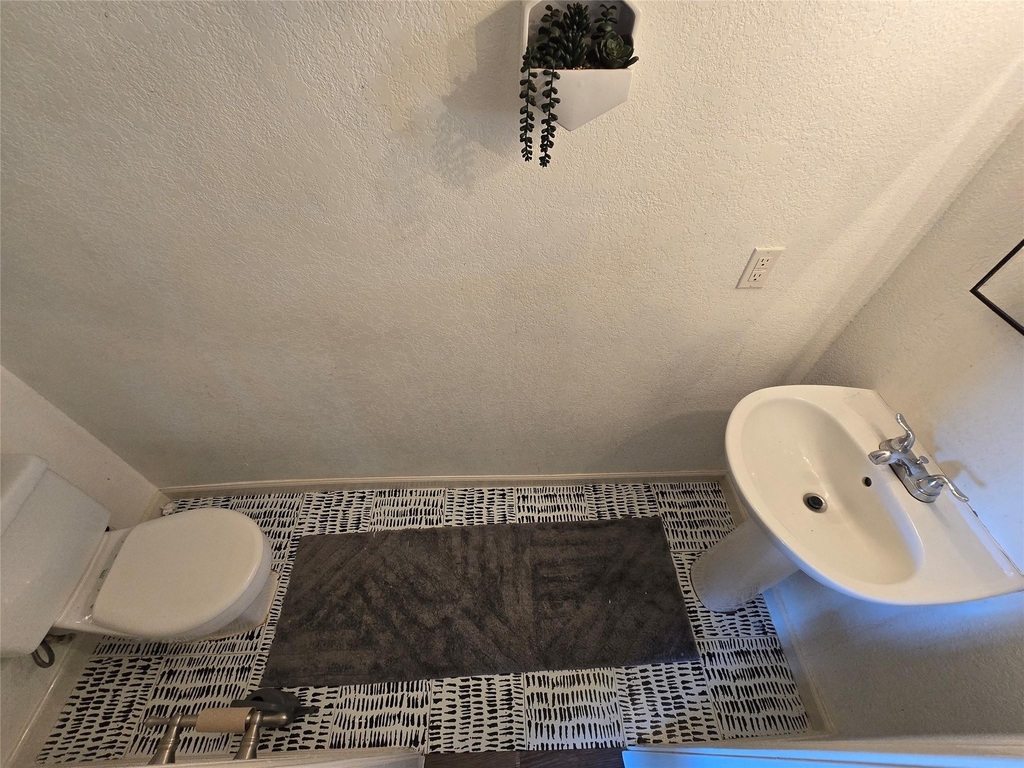 6402 Frosty Brook Drive - Photo 7